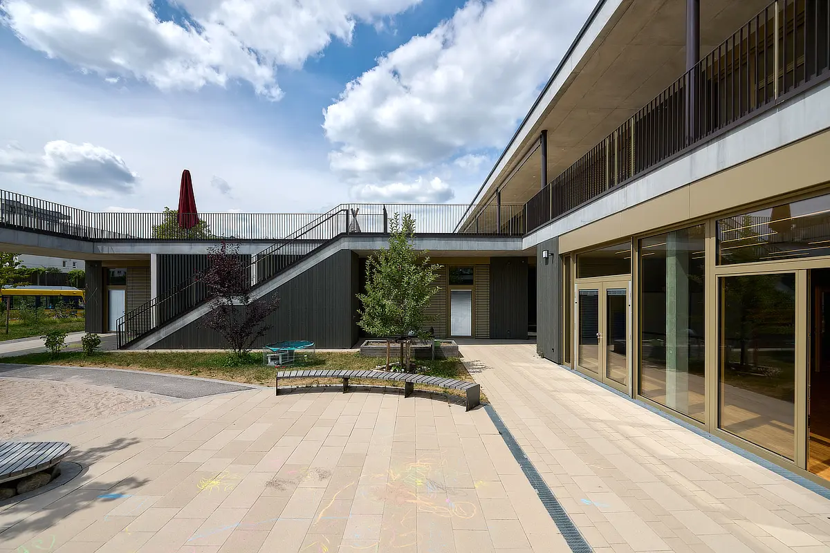 Kita- und Jugendzentrum Leinfelden Fassade