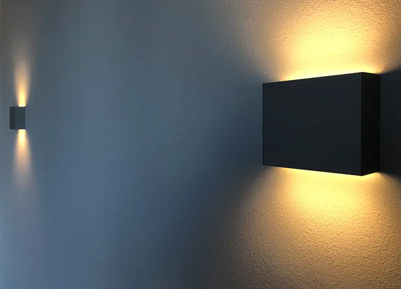 Nástěnné LED svítidlo Mylilli, obousměrné